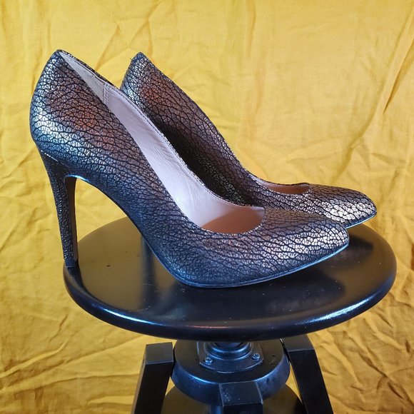 Clarks Narrative Pumps - Comfortable Gold Crackled Heels - Picture 1 of 7